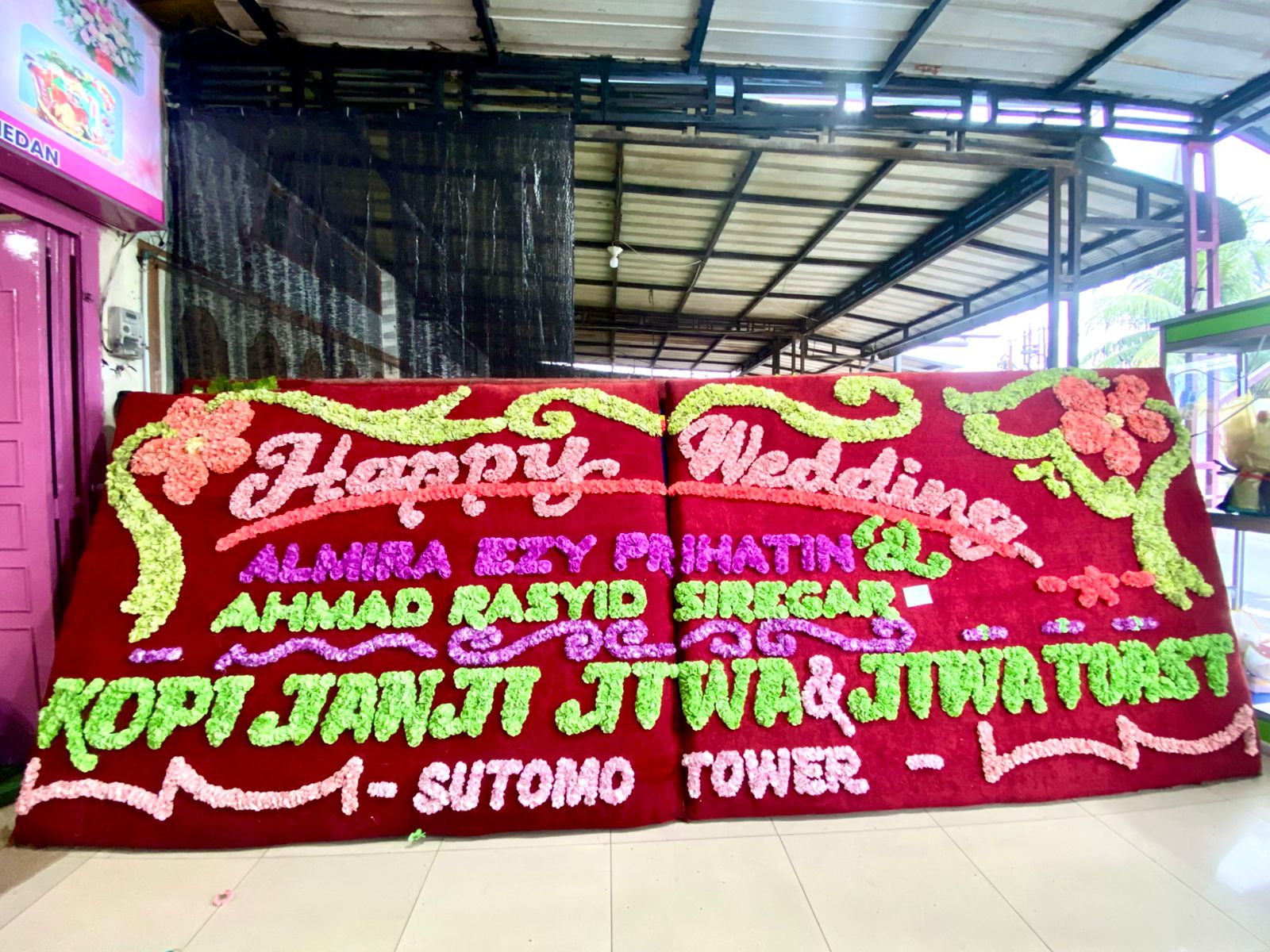 Papan Bunga Happy Wedding - Papan Bunga Khanaya Florist Medan